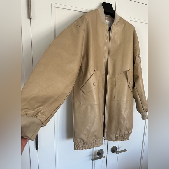❌❌❌SOLD!THE FRANKIE SHOP New Beige Jesse Faux-Leather Jacket NWT! Size XS-S - Picture 15 of 15